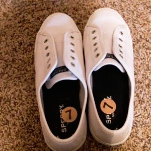 White Leather Sperrys size 7
